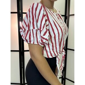 red and white striped shirt Large  H
